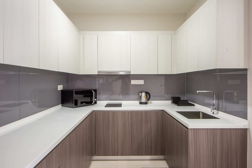 A Lovely & Comfy Suite at Suasana Suites JB 11