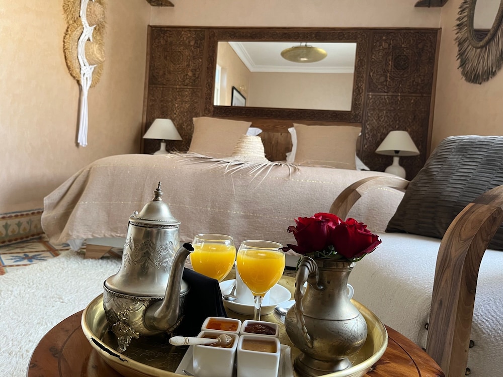 RIAD MALAÏKA