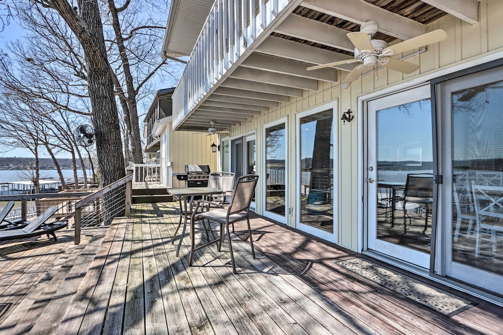 Sunrise Beach Retreat on Lake of the Ozarks! view 4