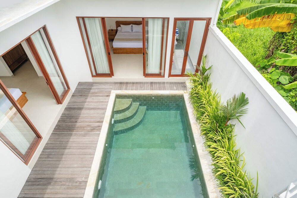 Serene Tropical 2BR Villa in Nyanyi with Private Pool
