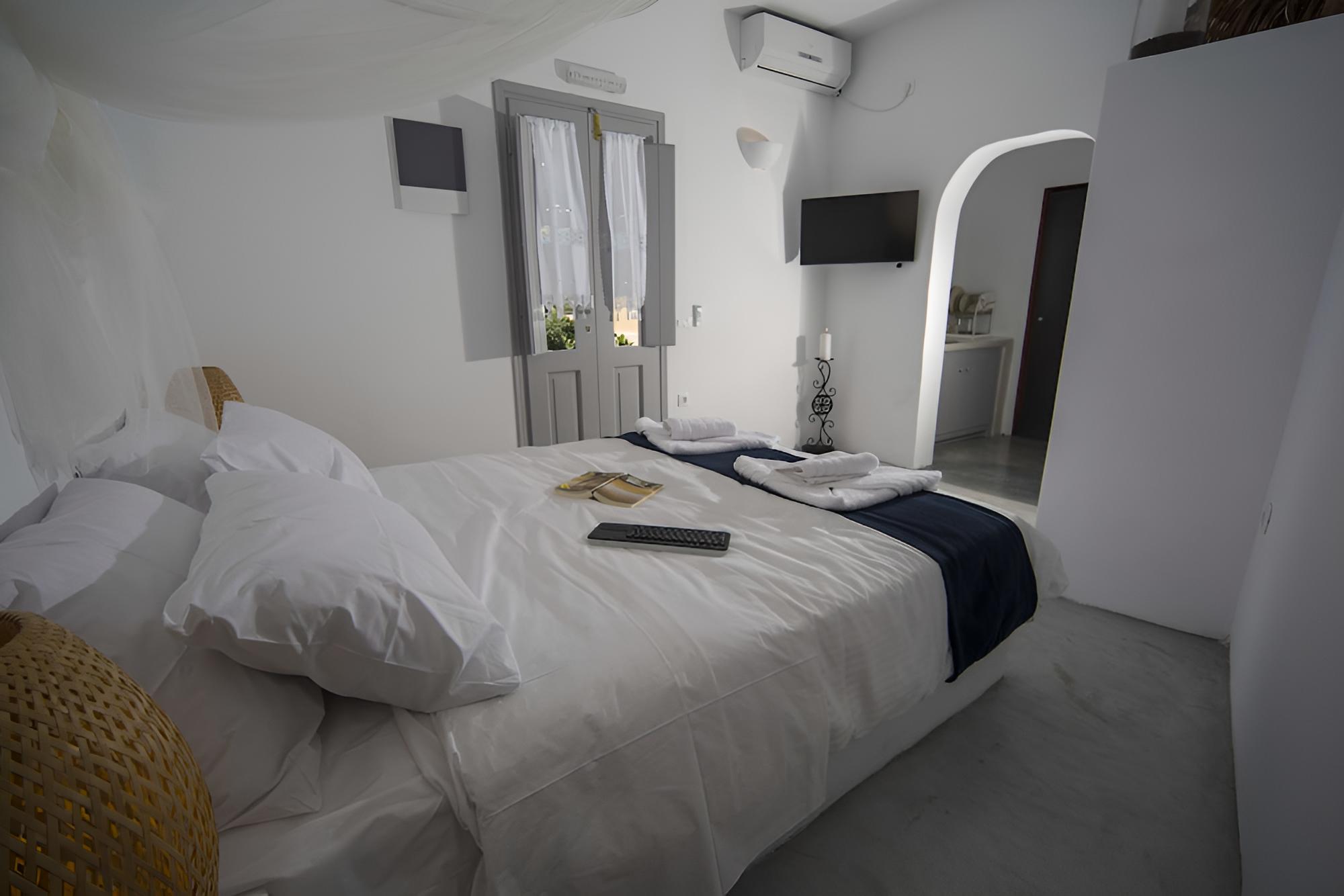 Naftilos Houses