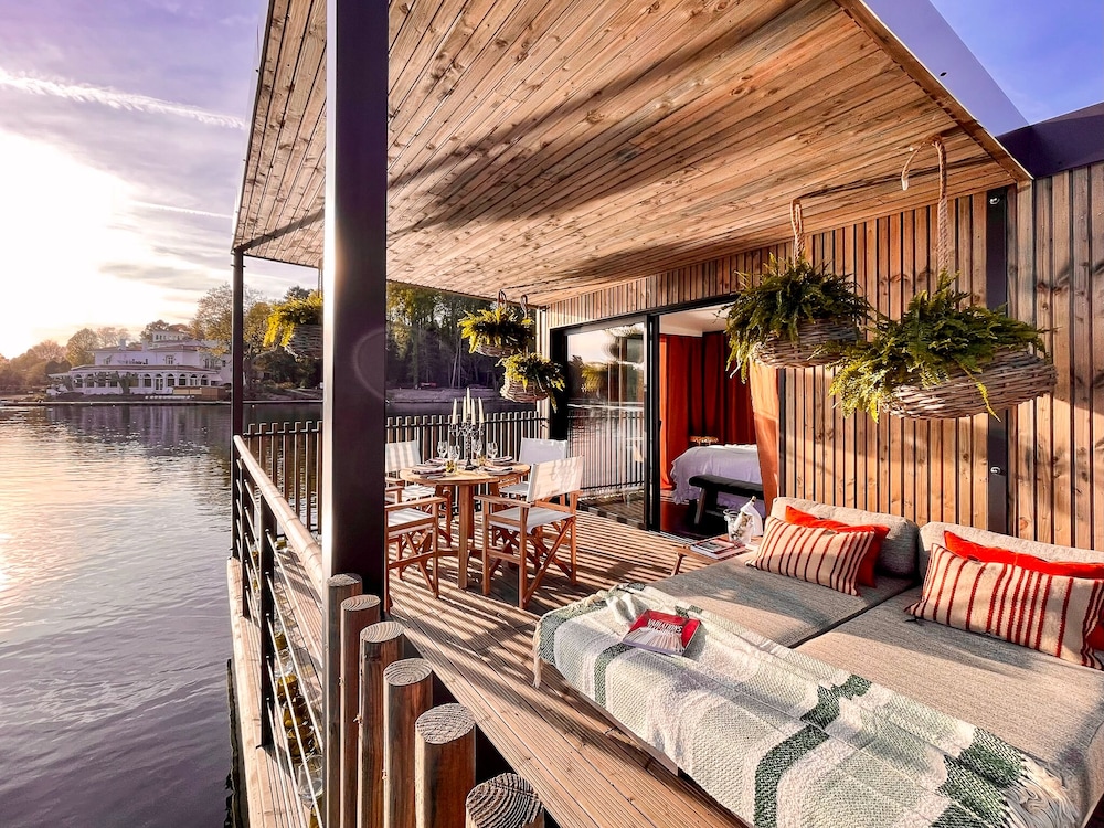 Anglet Vacations - Brindos, Lac  Chateau - Property Image 4
