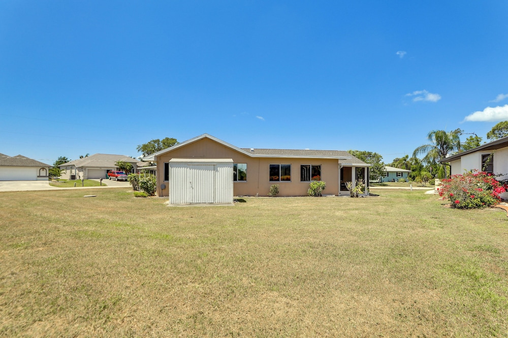 Canal-front Gulf Coast Home ~ 3 Mi to Local Beach! view 3