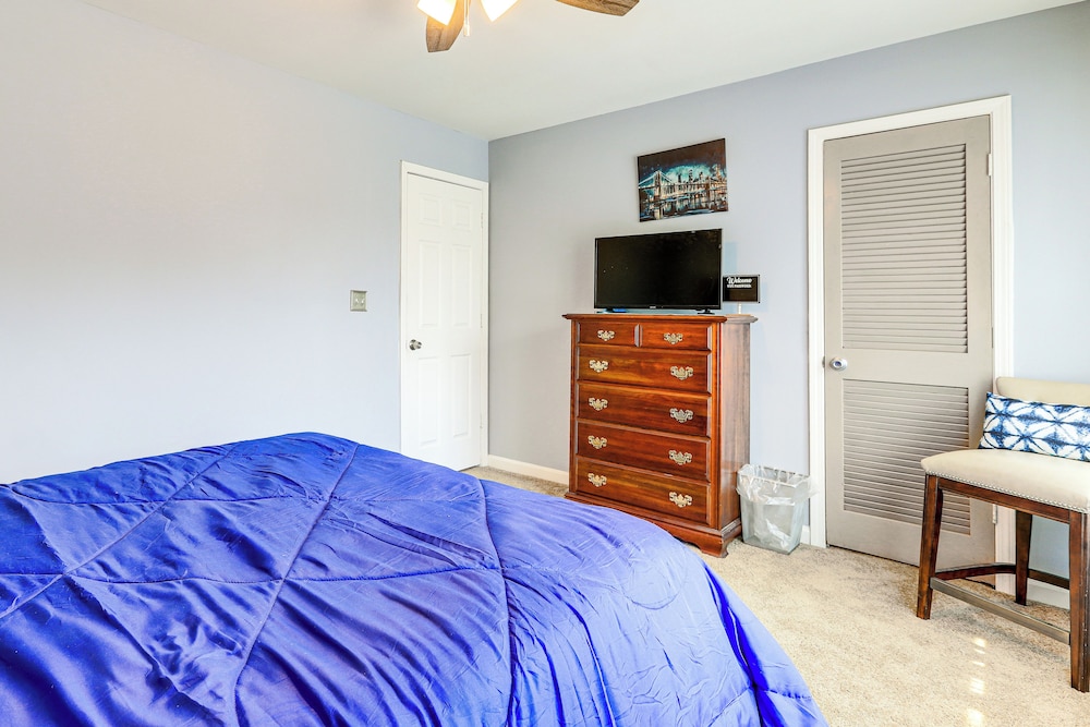 Easy ATL Access: Suburban Home Base w/ Patio
