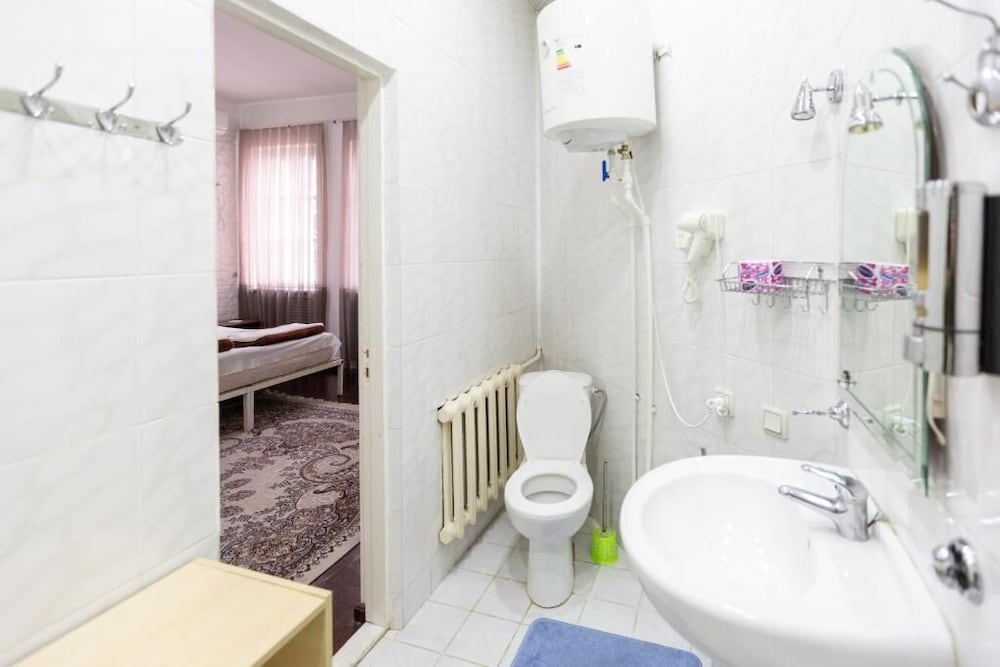 Light Hostel