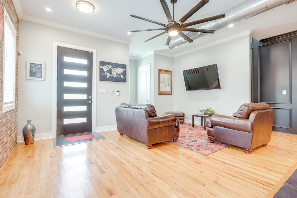 2 Mi to Dtwn San Marcos: Spacious Home w/ Yard!