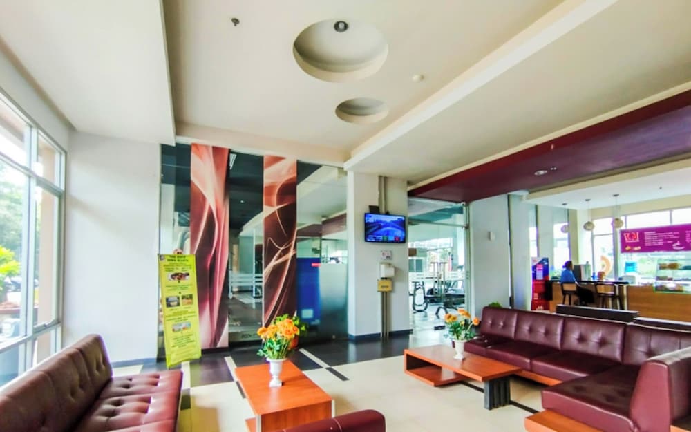 Spacious 1Br Apartment At The Edge Cimahi Bandung