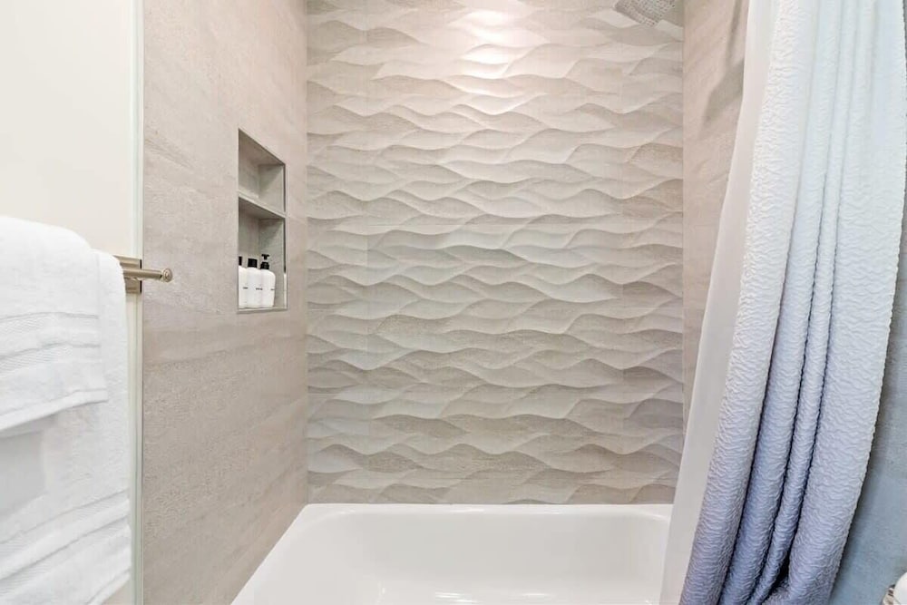@ Marbella Lane - Modern Refreshing Home