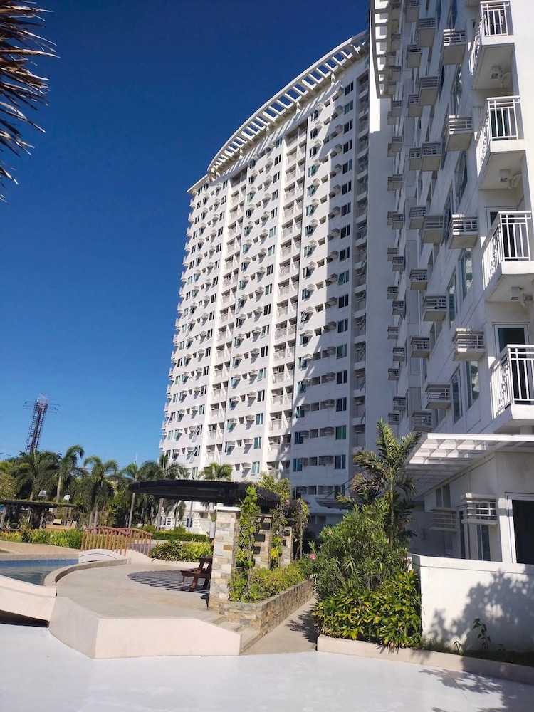 Anuva Residence