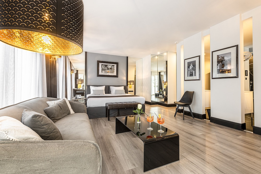 Athenian Riviera Hotel & Suites 20