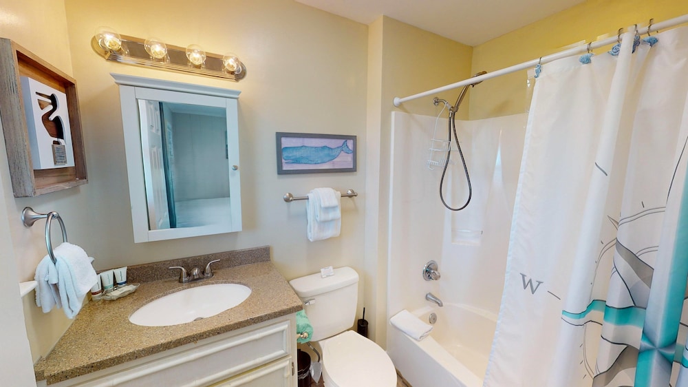 Beach Home With Private Pool & Beach Access- Sleeps 4