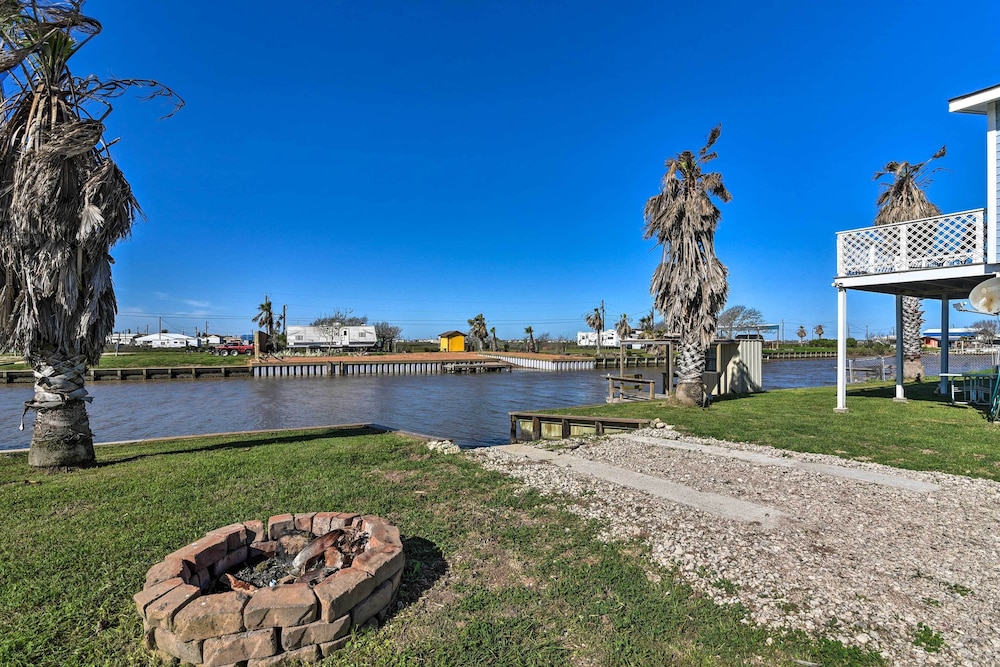 Bay City Vacations - Waterfront Texas Abode w/ Boat Ramp, Pets Welcome - Property Image 1
