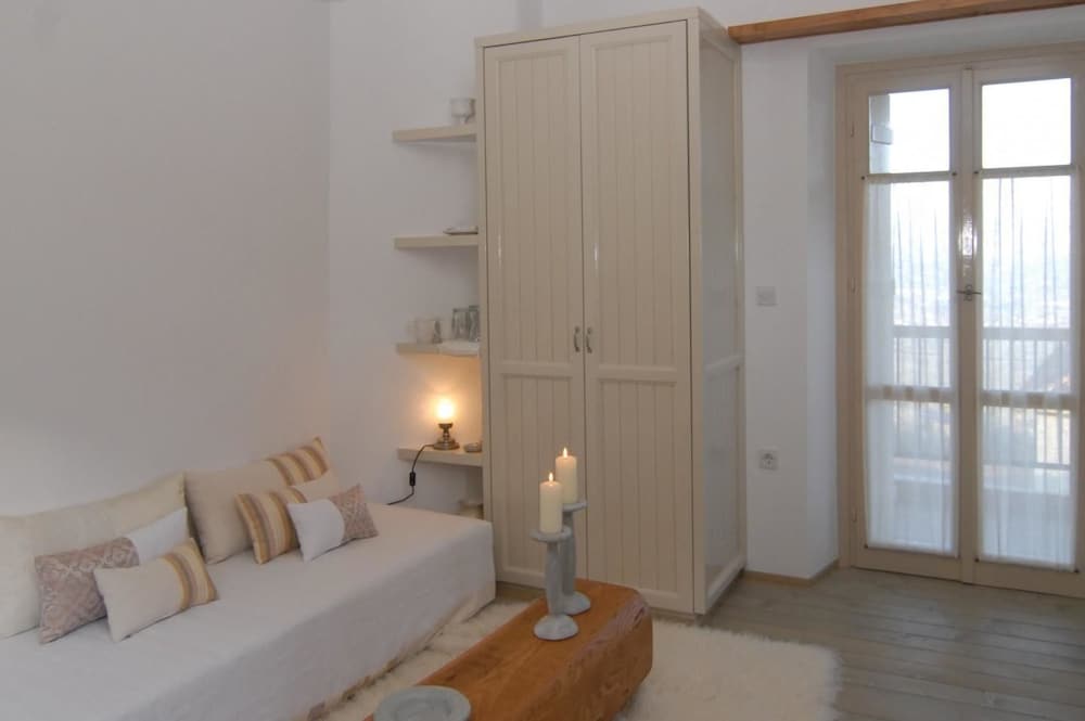 Mazaraki Guesthouse