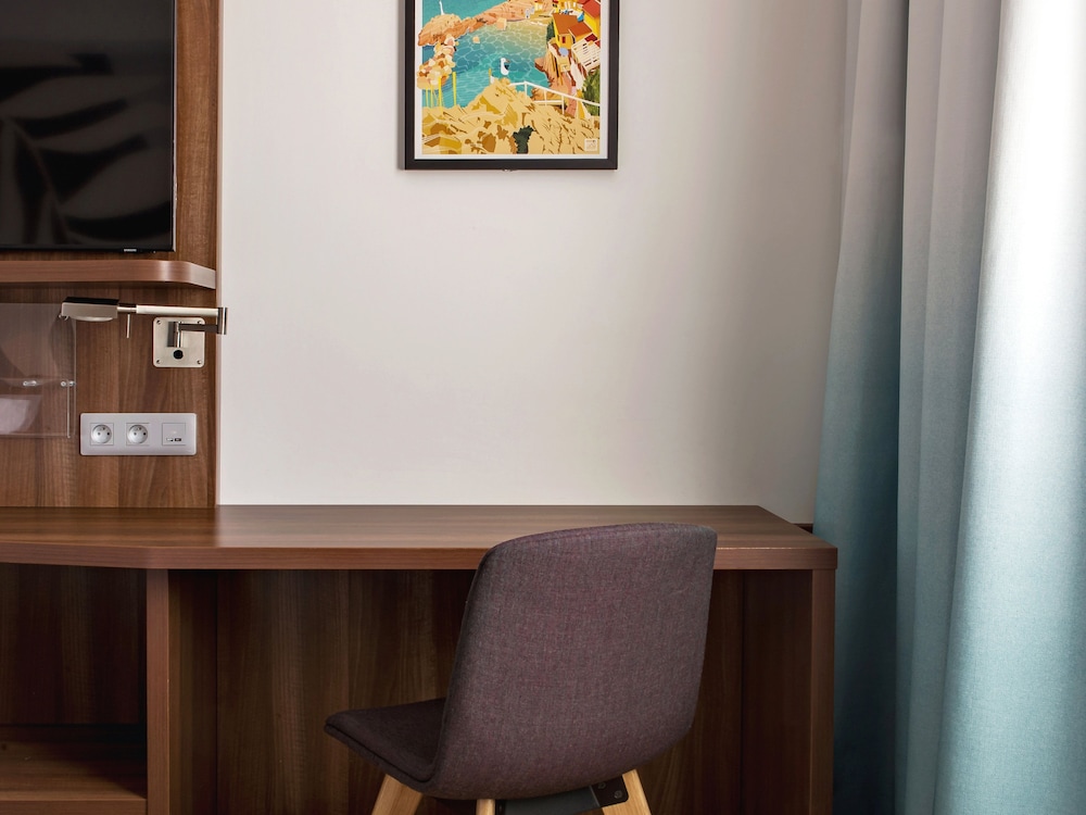 Vitrolles Vacations - Holiday Inn Marseille Airport, an IHG Hotel - Property Image 66