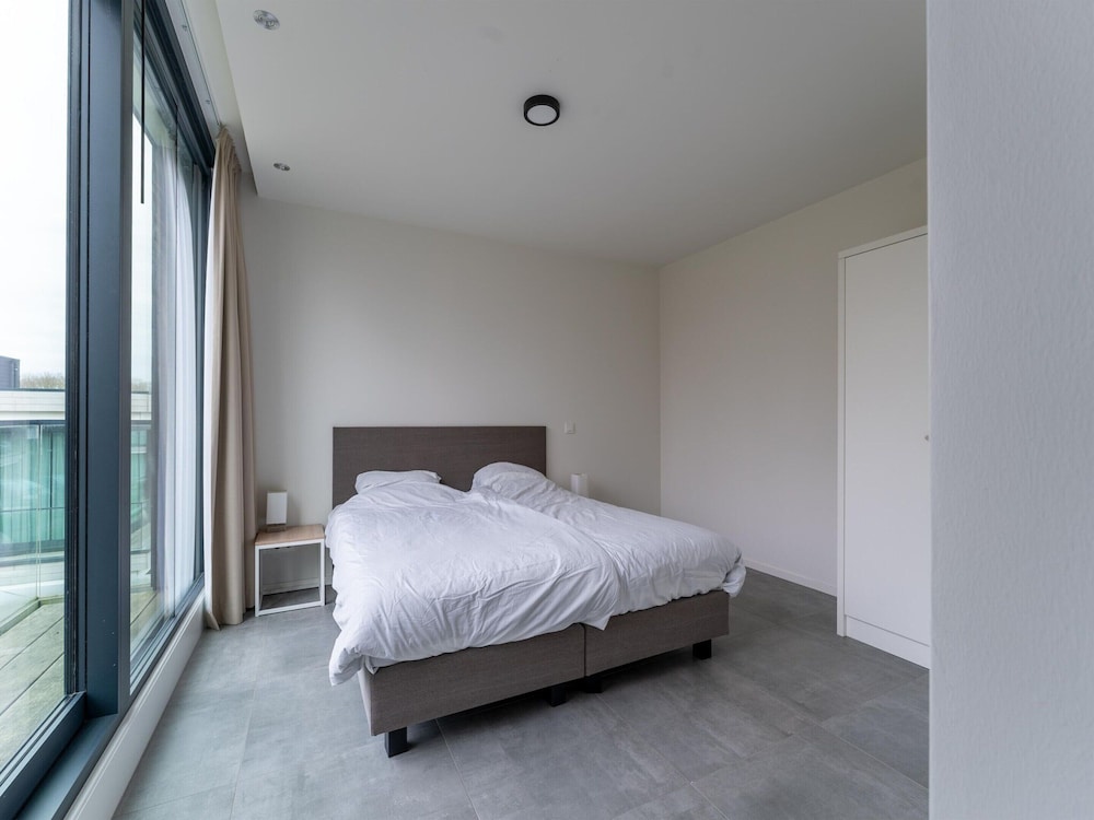 Villa With Private Pool on the Veerse Meer