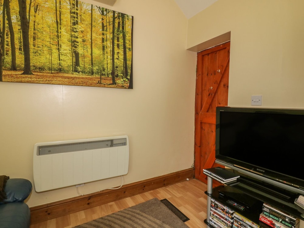 Cosy Cottage view 2