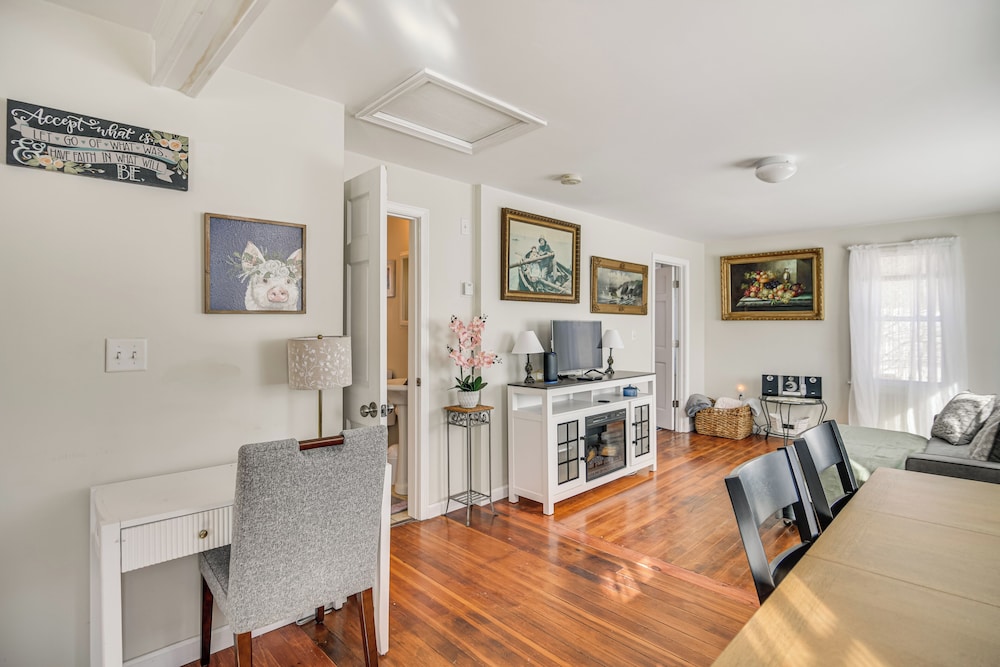 9 Mi to Beach: Home w/ Private Yard in Westport