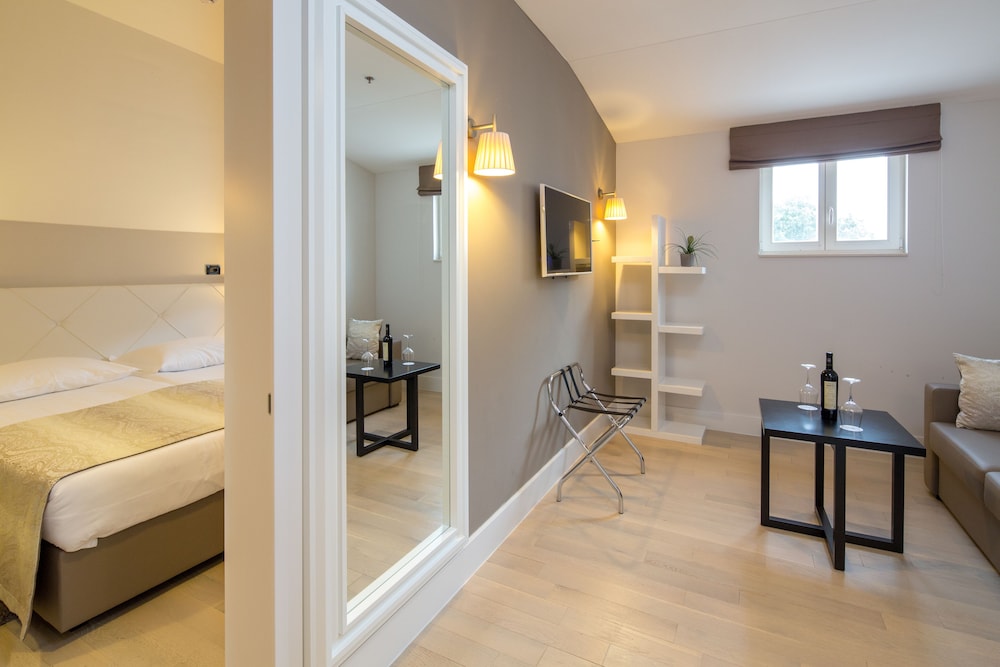 Cornaro Hotel 5