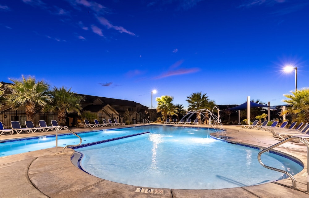 Sun Villa 3 Bedroom Townhouse