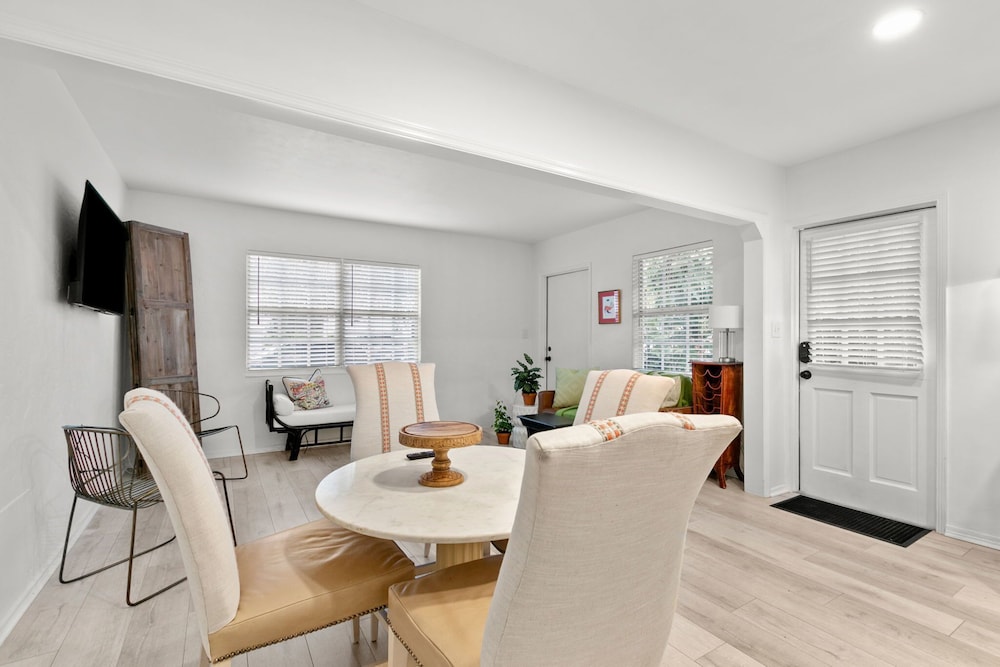NEW Bayside Escape Cozy Hideaway Near Bayshore