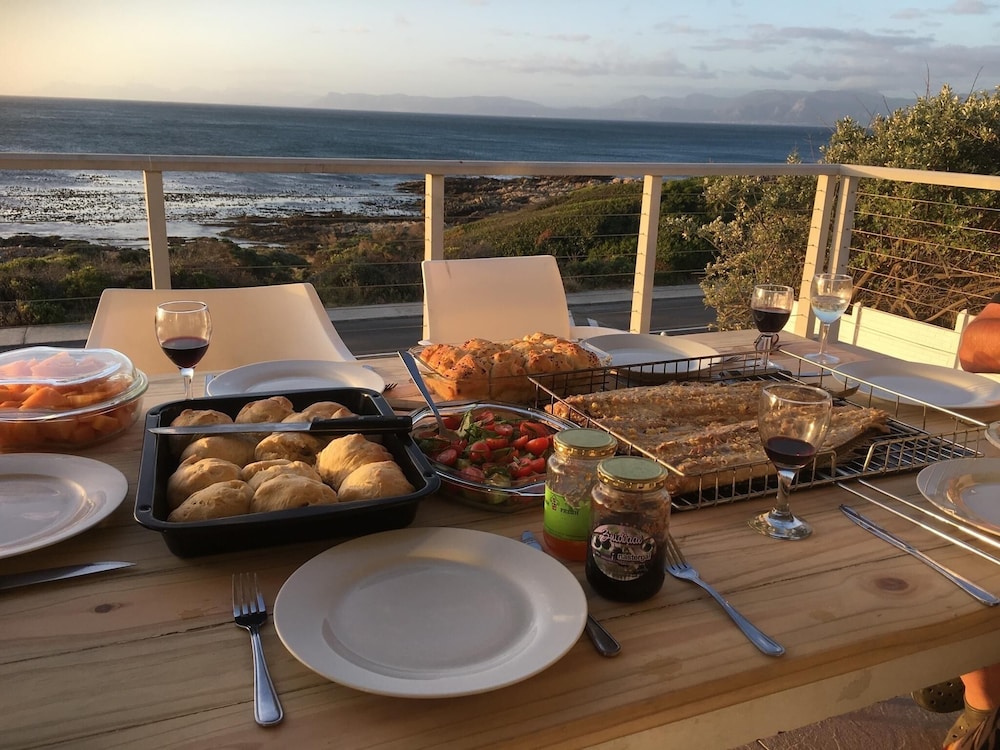 Gansbaai Seafront Holiday House: Ons C-huis, photo 33