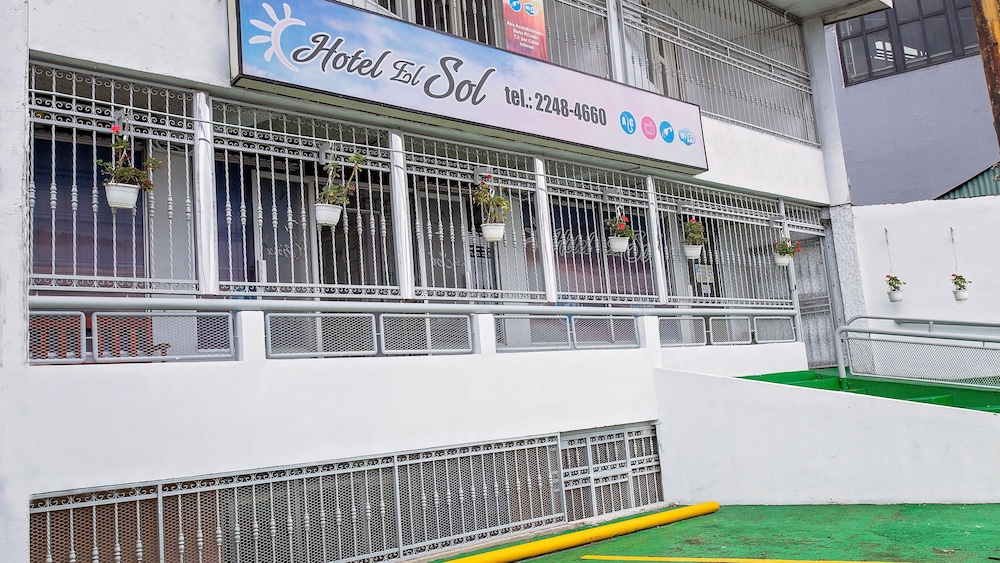Hotel El Sol - Image 1