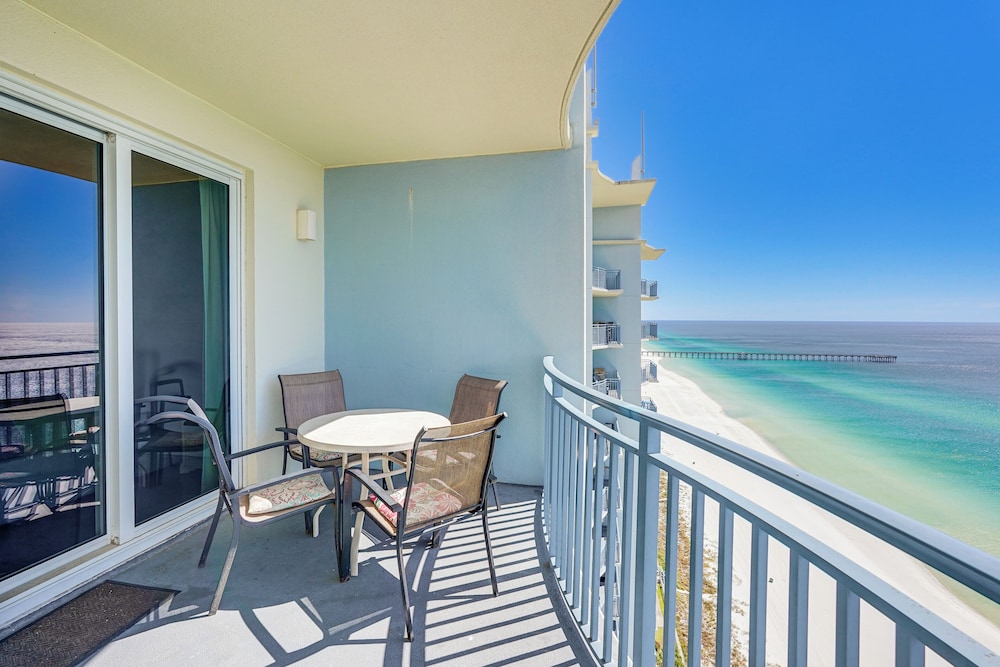 Beachfront Panama City Condo: Walk to Pier Park!
