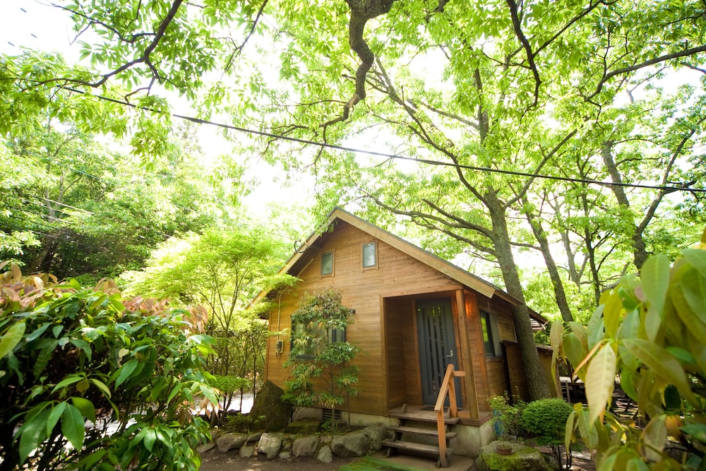 Yufuin Tsukahara Kogen Sanso Donguri