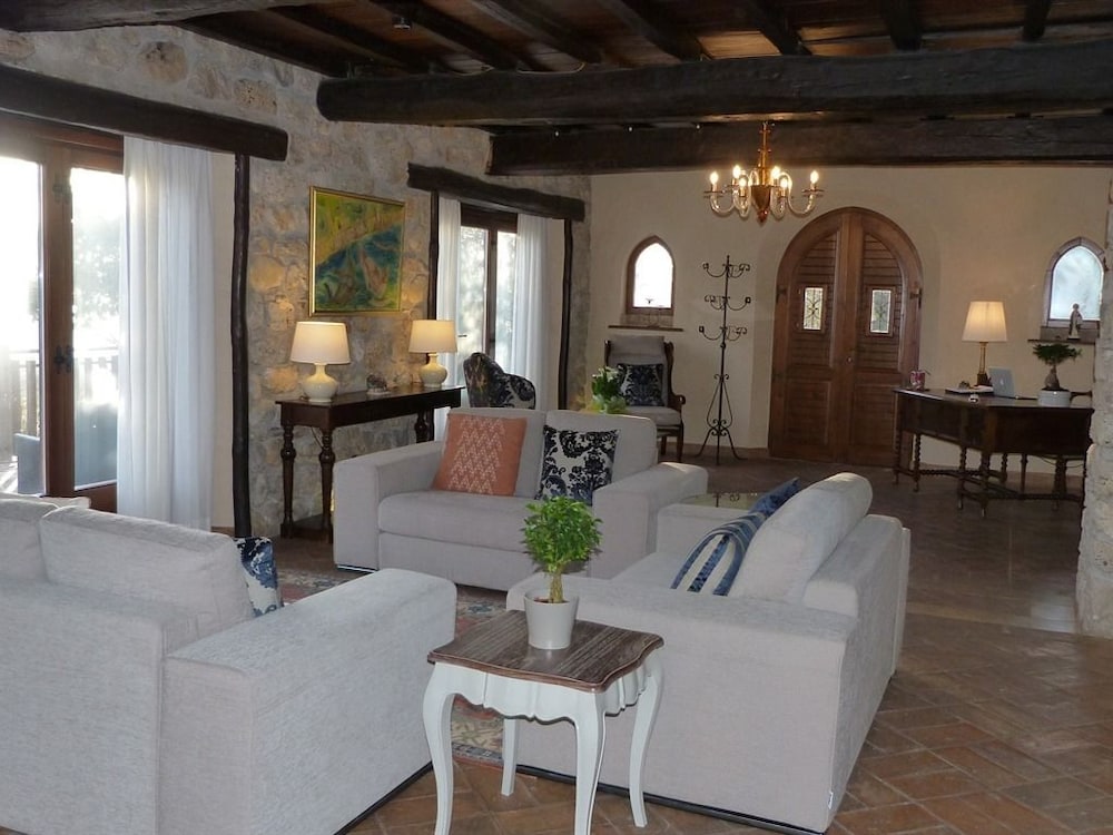 Casale San Pietro