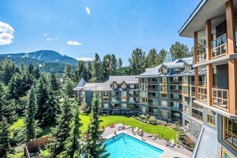 Beautiful One Bedroom Suite - 416