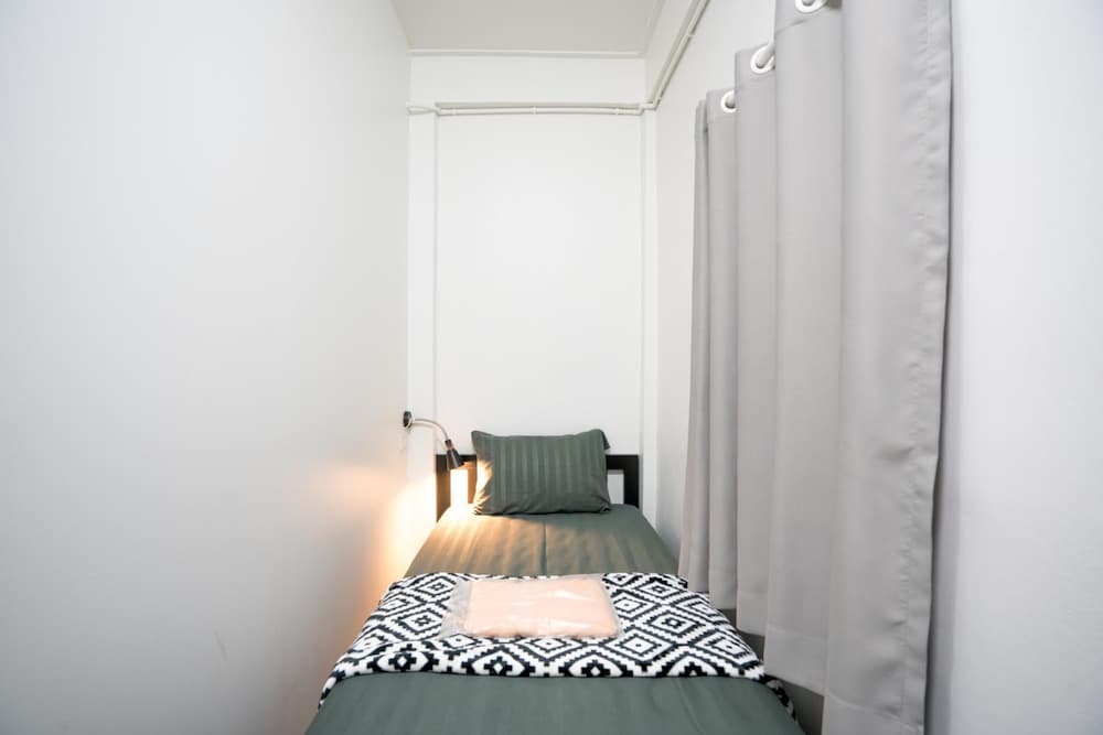 D Hub Hostel