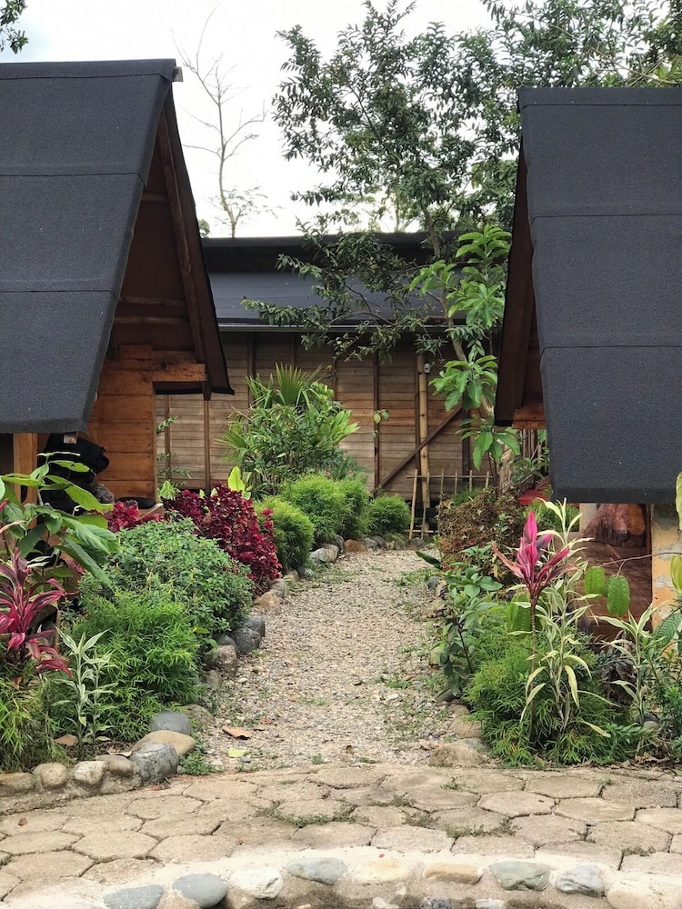 Cacao Glamping