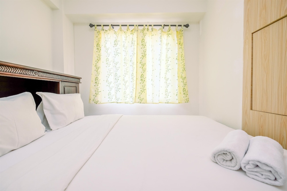 Nice and Comfort Living 2BR at Podomoro Golf View Apartment