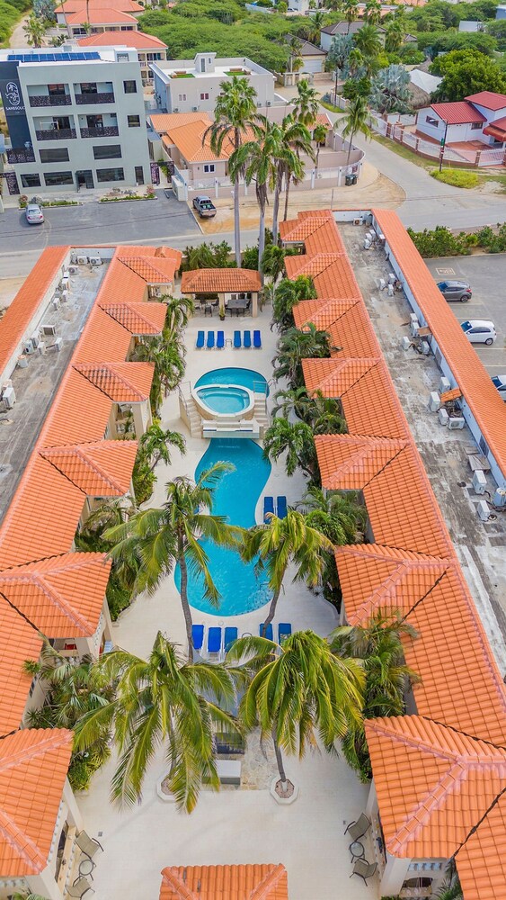 1BR Condo Wacamaya Condos Great Pool Location