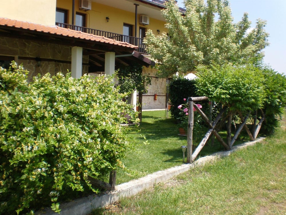 Photo 40