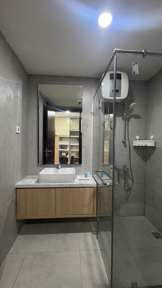 Pollux Chadstone Cikarang