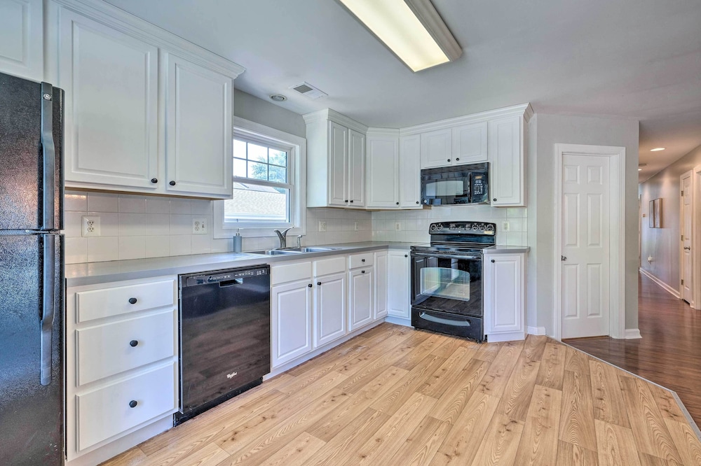Idyllic Pasadena Retreat With Garden Hot Tub! - Property Image 33