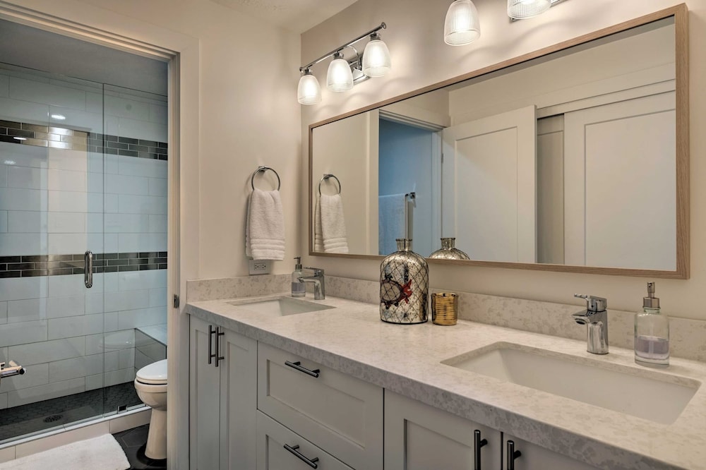 Parkside Loft by Avantstay Walk to Ski Lifts Town Pool Hot Tub Access