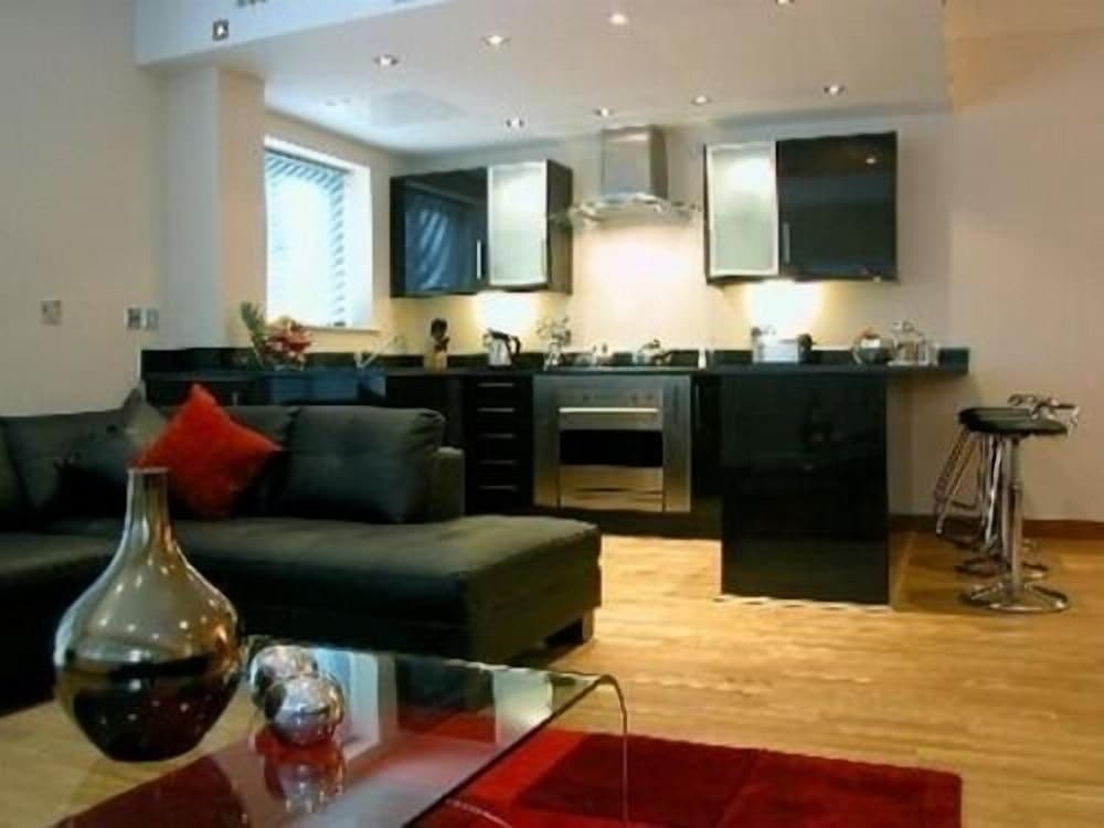 Meridian Apartments - Southend