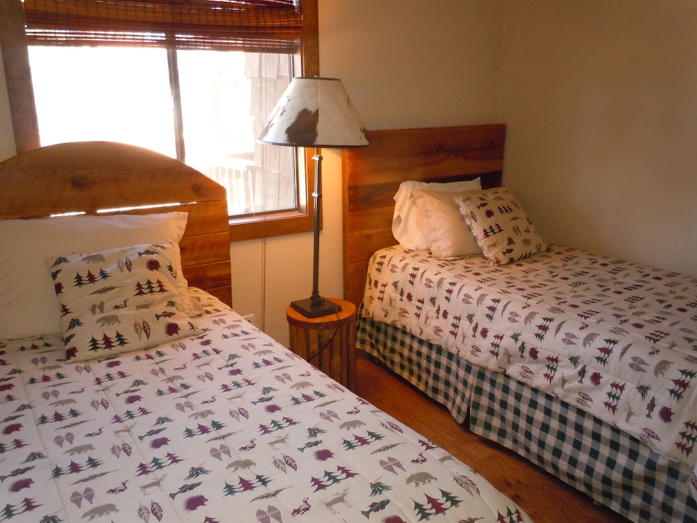 Snow Summit Townhouse Rentals & Sales