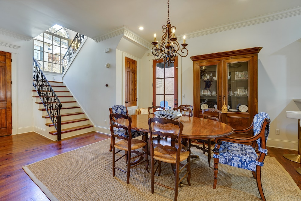 Oxford Vacations - Large, Elegant Home < 2 Miles to Ole Miss! - Property Image 14