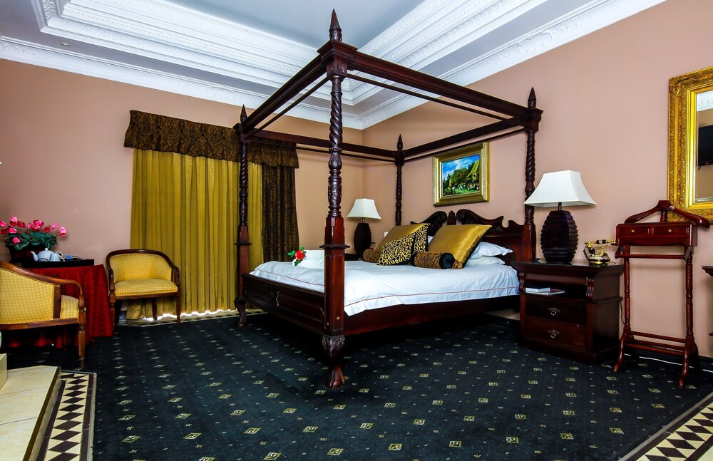 Caesars Guesthouse & Conference Centre