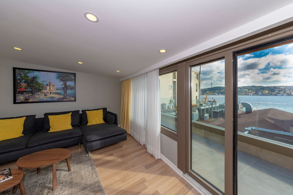 Feri Suites - Image 27