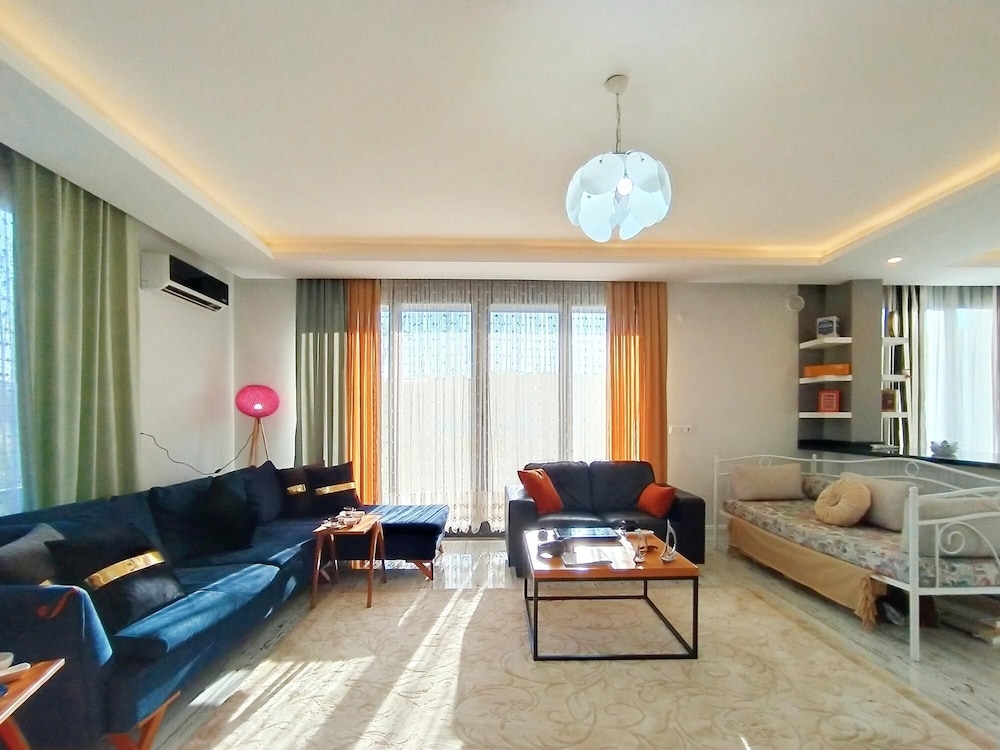 3 Br Apertment in Aksu
