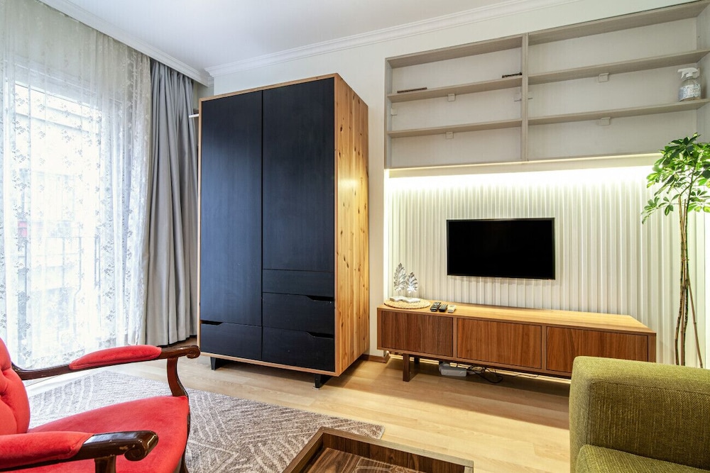 Gorgeous Flat With Central Location in Sisli