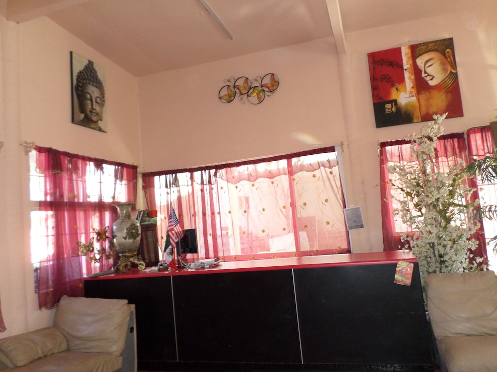 HOSPEDAJE BARATO MI CASITA DE COLORES view 2