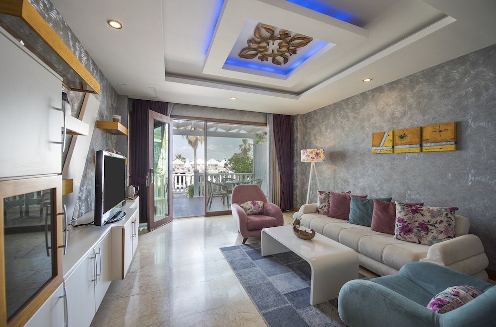 Flora Garden Beach Club - All inclusive