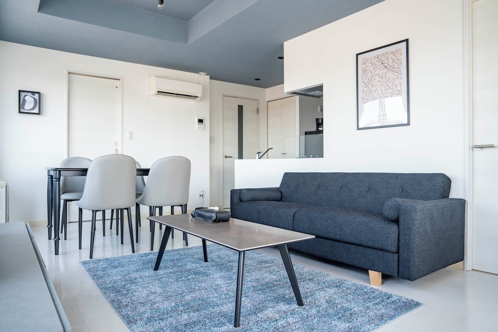 HILLSGARDEN 405
