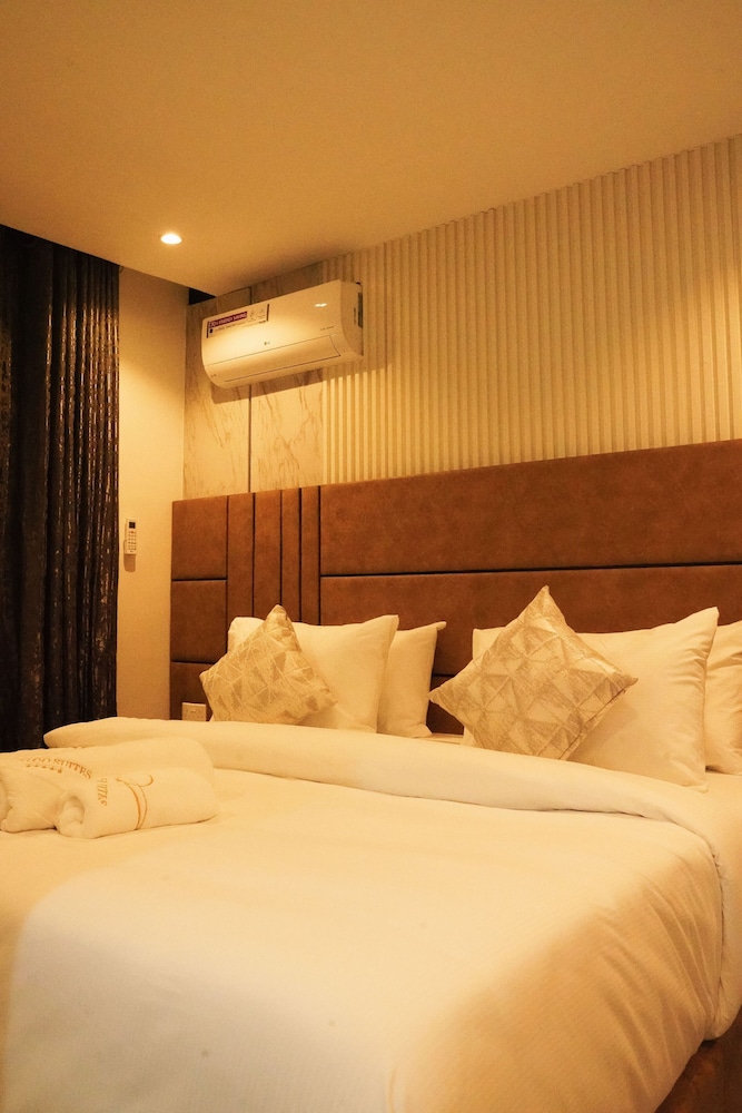 Adeloo Suites view 5