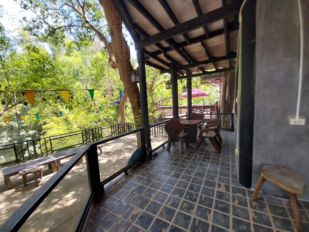 Bamboo River House Kaeng Krachan